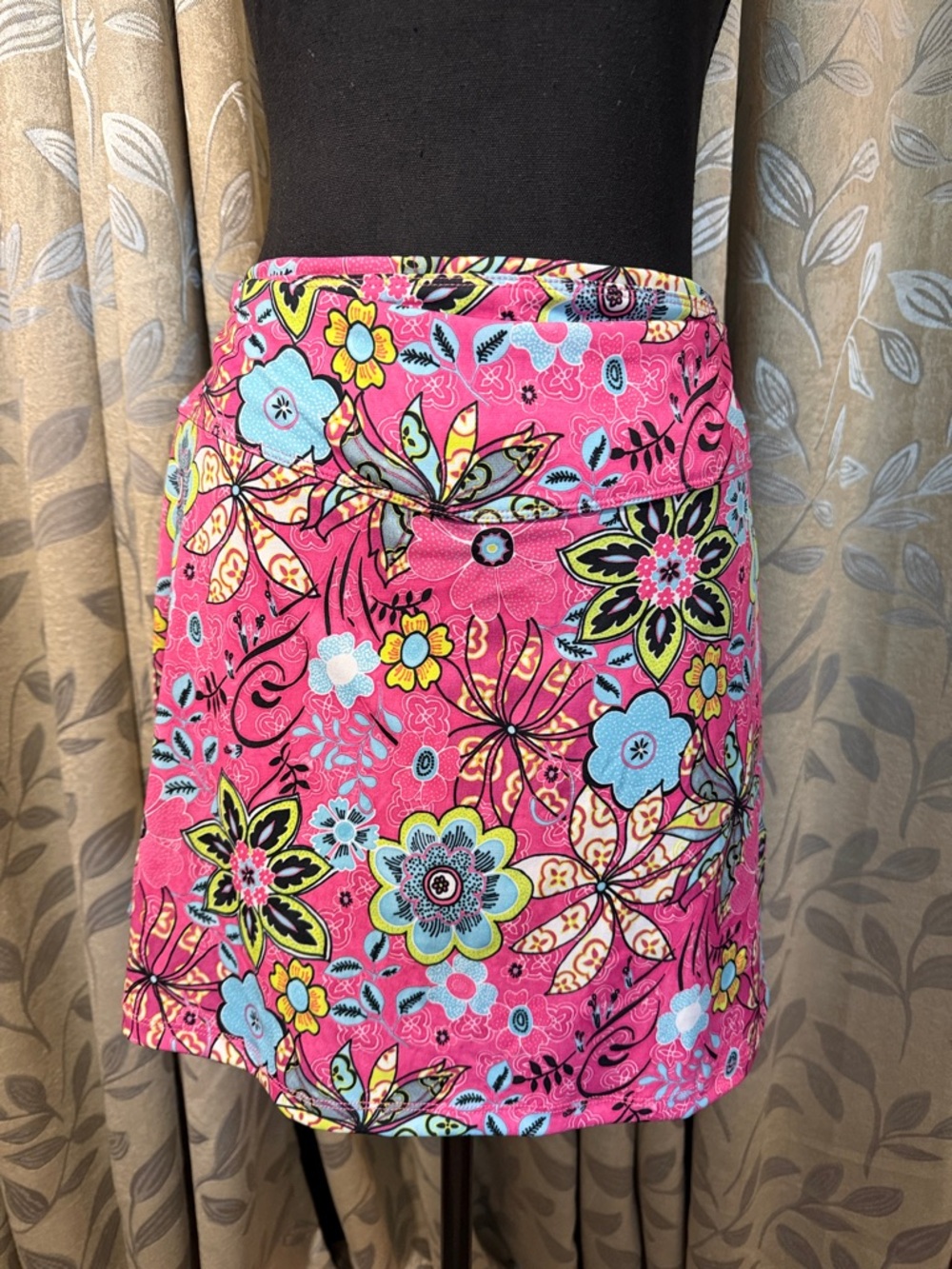 Floral Pink Women's Athletic Shorts